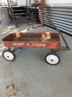Vintage 90 radio flyer