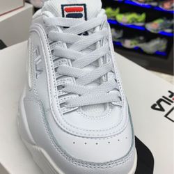Fila disruptor Mule. Women s Size 7 9.5 10 for Sale in Miami FL OfferUp
