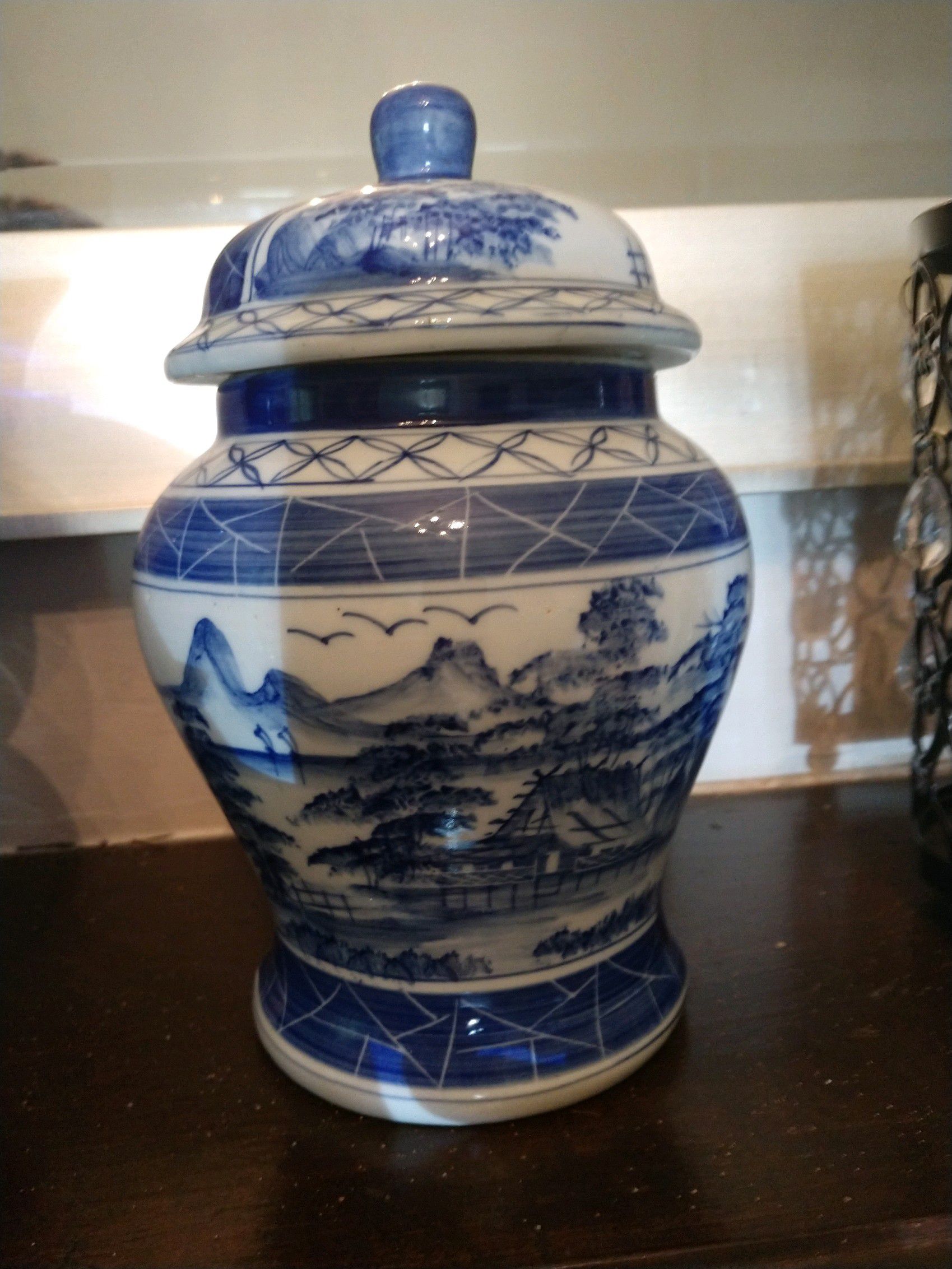 blue and white chinoiserie jar