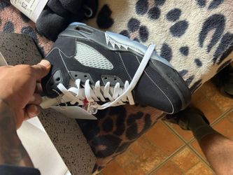 Jordan 5 "Black Metallic Reimagined"