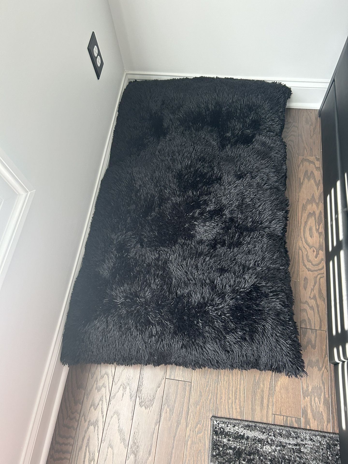 Plush Dog Beds (Black And Gray)