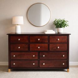 Cresent fine furniture dresser 