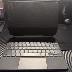 iPad Magic Keyboard 
