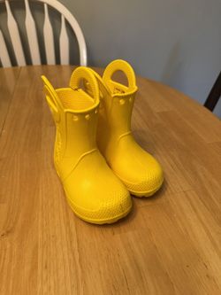 Croc Toddler Rainboots - Size 7