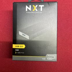 NXT USB 3.0 Hub 