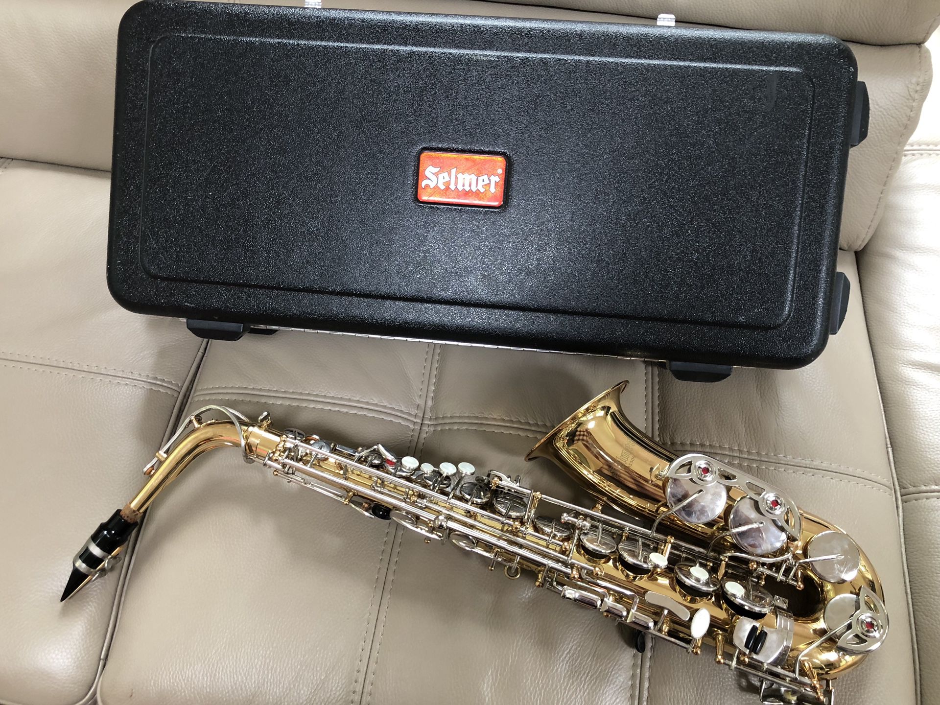 Selmer AS500 alto saxophone