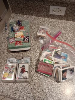1992 FLEER ULTRA SERIES II 2 BASEBALL CARDS + Mixed Lot