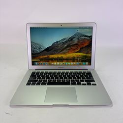 2017 Apple MacBook Air 13.3" i5 1.8GHz 8GB RAM 128GB SSD Silver A1466