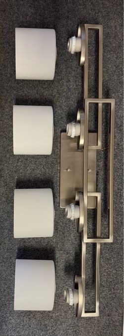 Bathroom Vanity 4 Light Fixture in Brushed Nickel