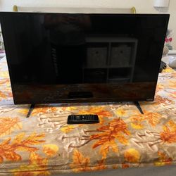 VIZIO Smart Tv  32”