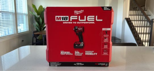 Milwaukee M18 FUEL 18V Lithium-Ion Brushless Cordless 3/8 in. Compact Impact Wrench CX5.0 Battery