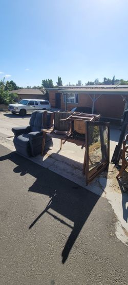 Free Furniture - 91945