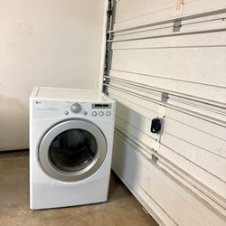 Electric Dryer (working Great Condition)