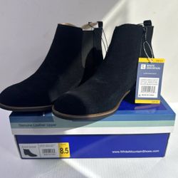 White Mountain Women's Suede Leather Side Zip Ankle Bootie Size 8.5 Black