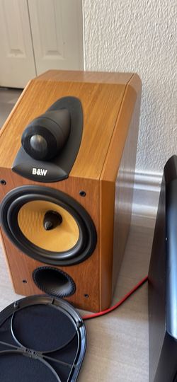 Bowers & Wilkins B&W CDM 1NT Bookshelf Speaker (Single speaker)only one