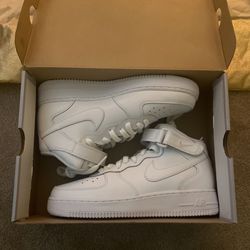Air Force 1’s All White Mids (GS) Size 7