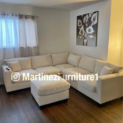BRAND NEW CREAM /BEIGE SECTIONAL SOFA COUCH WITH OTTOMAN
