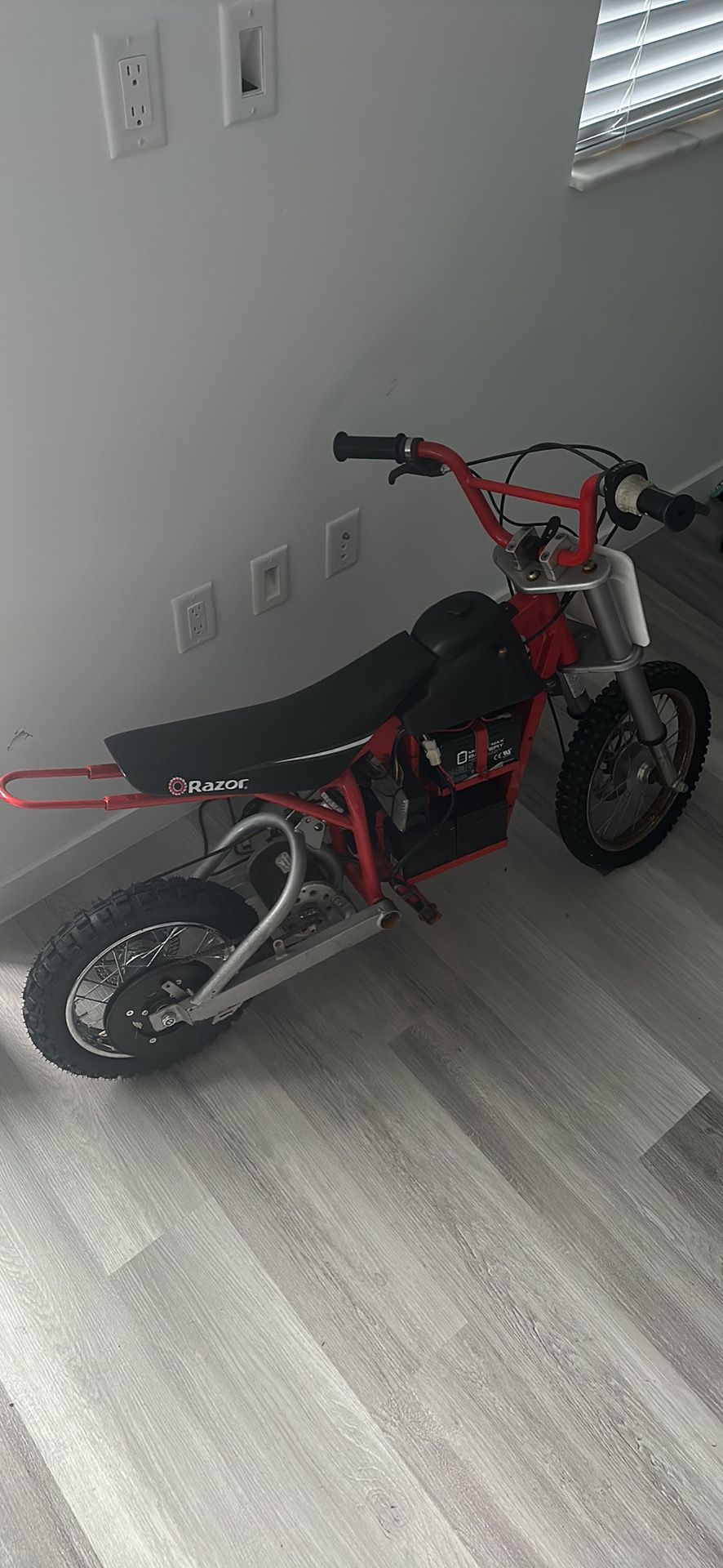 Razor MX500 Electric Dirt Bike