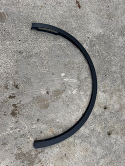 2020-2024 Tesla Model Y front left side fender flare original