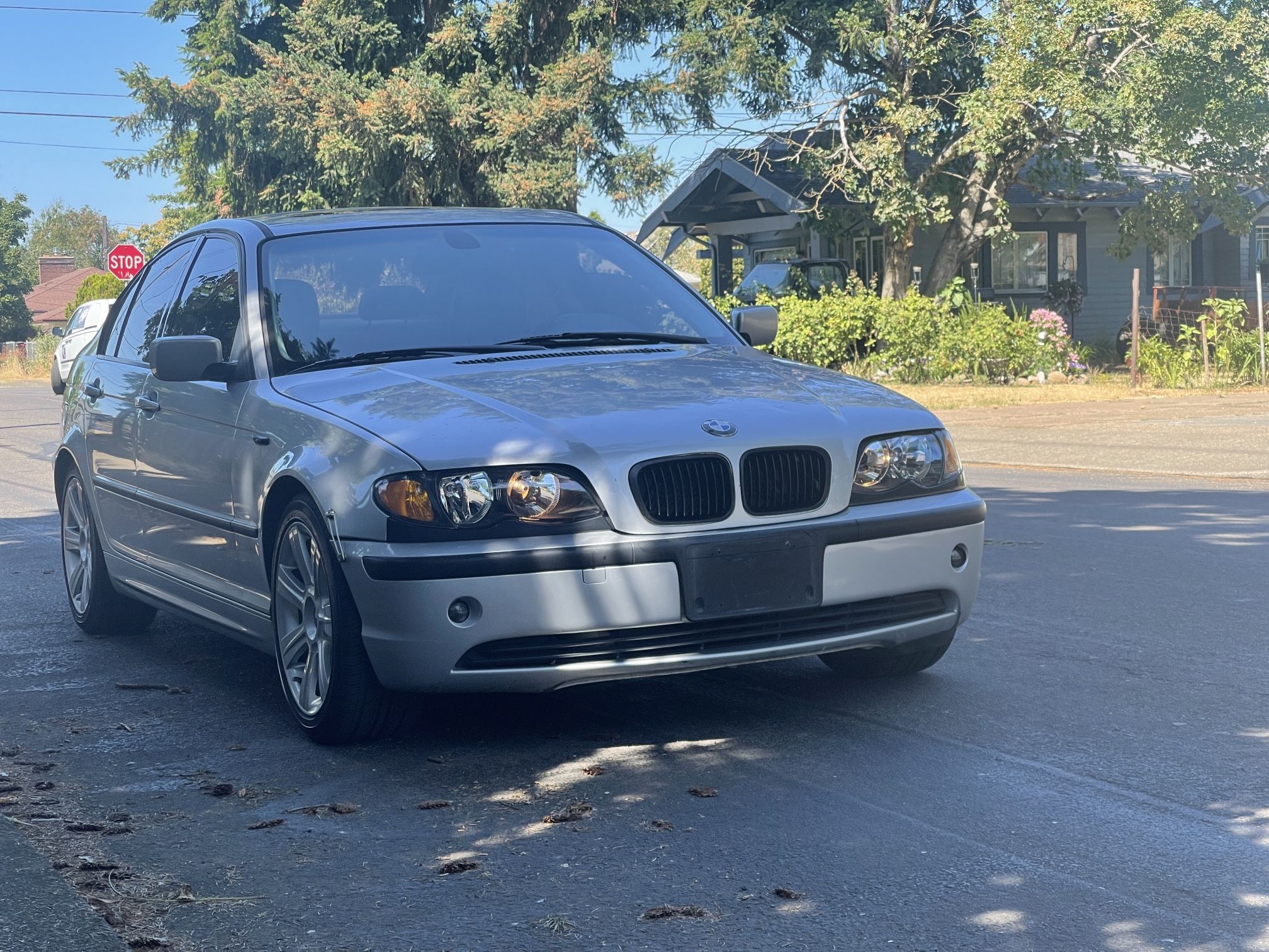 2003 BMW 325i