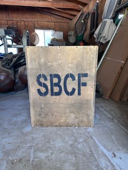 Plyometric box / jump box.