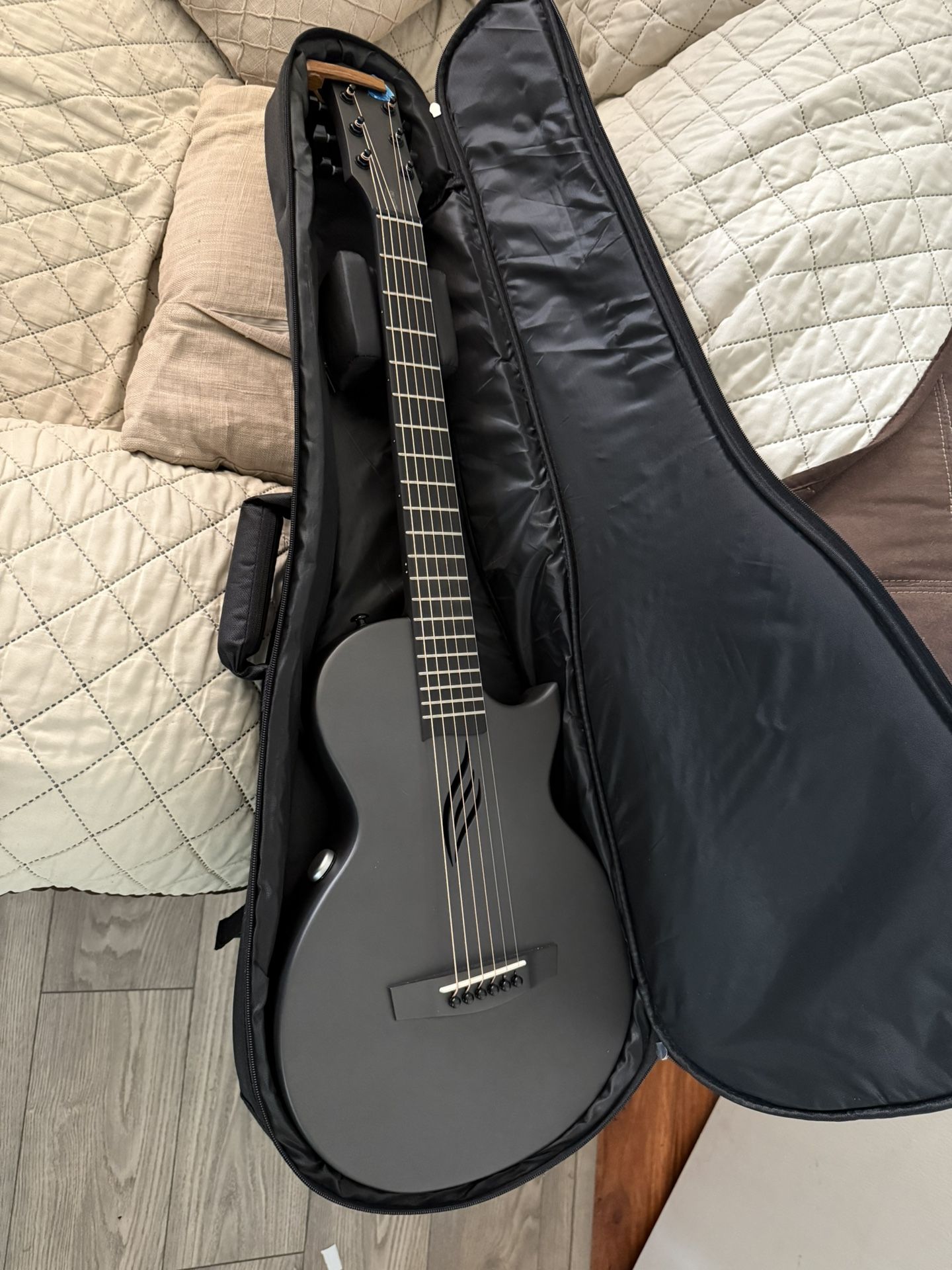 Enya Nova Go guitar