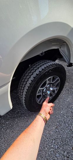 2026 lariat f250 rims and tires