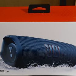 BRAND NEW AUTHENTIC JBL CHARGE 5 WIRELESS SPEAKER 