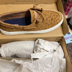 Sperry tan