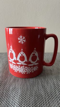 Red 20 oz Penguins and Snowflakes Stoneware Mug