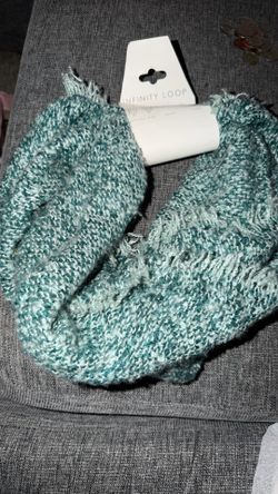 Scarfs