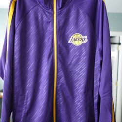 Lakers track jacket https://offerup.com/redirect/?o=TmJhLmNvbQ== Size large New with tag 
