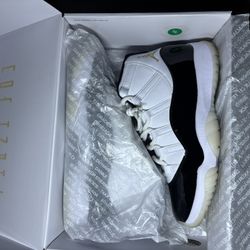 Jordan 11 Retro “Gratitude ”