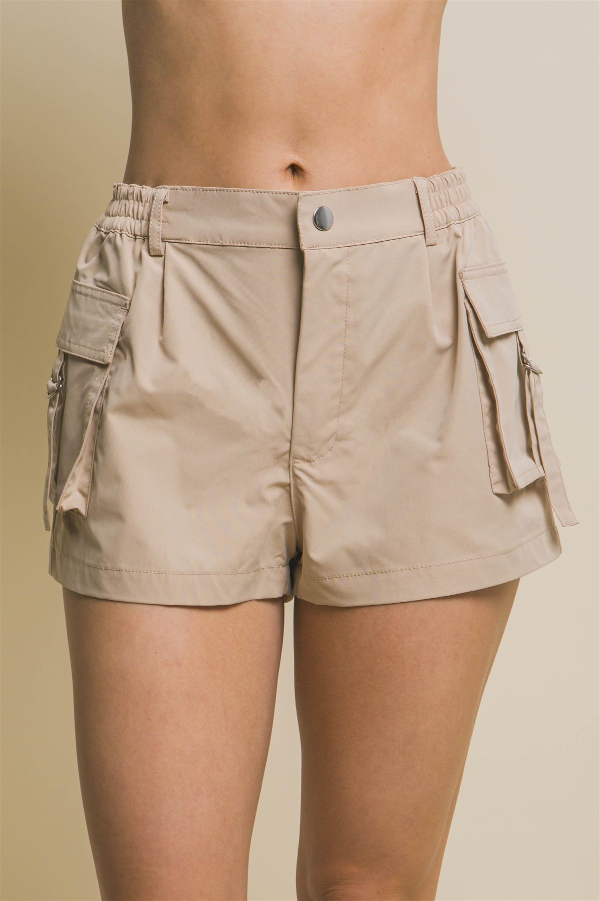 Women’s love tree cargo shorts with adjustable pocket size medium