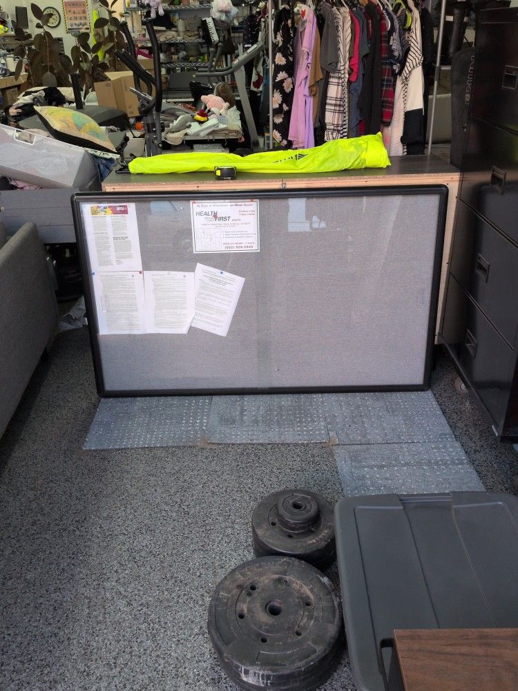 Glass Enclosed Fabric Bulletin Board 5 Ft X 3 Ft