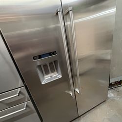 48” Kitchenaid Built In Stainless Steel Refrigerator 
