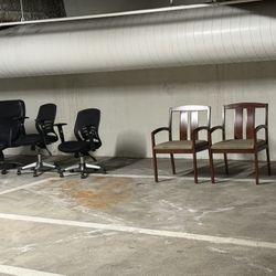 Office Chairs 