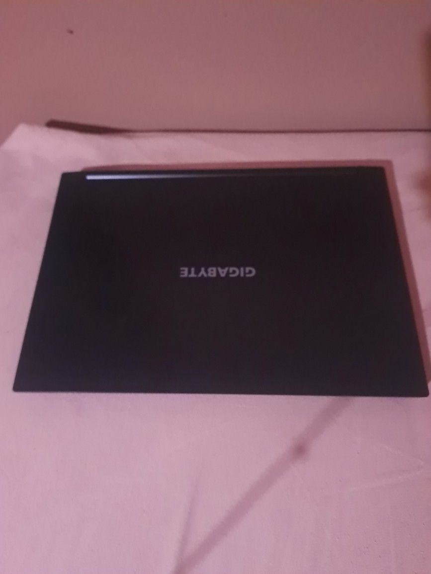Gigabyte Gaming Computer (NEED GONE AND NEGOTIABLE)