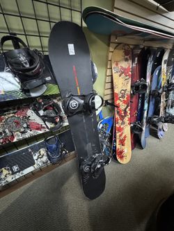 Arbor snowboard W Bindings