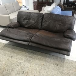 Beautiful Brown Oversized Genuine Leather Reclining Sofa Couch For Sale! Free Delivery 🚚 