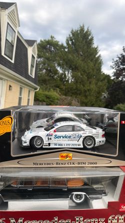 Maisto Mercedes-Benz CLK-DTM 2000 Die-Cast Model