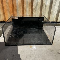 Acrylic Frag Tank With Sicce Pump