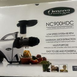 Omega Juicer