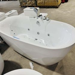 Luxury 67 in. Center Drain Acrylic Freestanding Jacuzzi Bathtub in White with Faucet $1299 