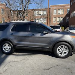 2013 Ford Explorer