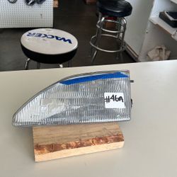 1994 To 1998 Ford Mustang Headlight Driver Side Assembly #46A FE204