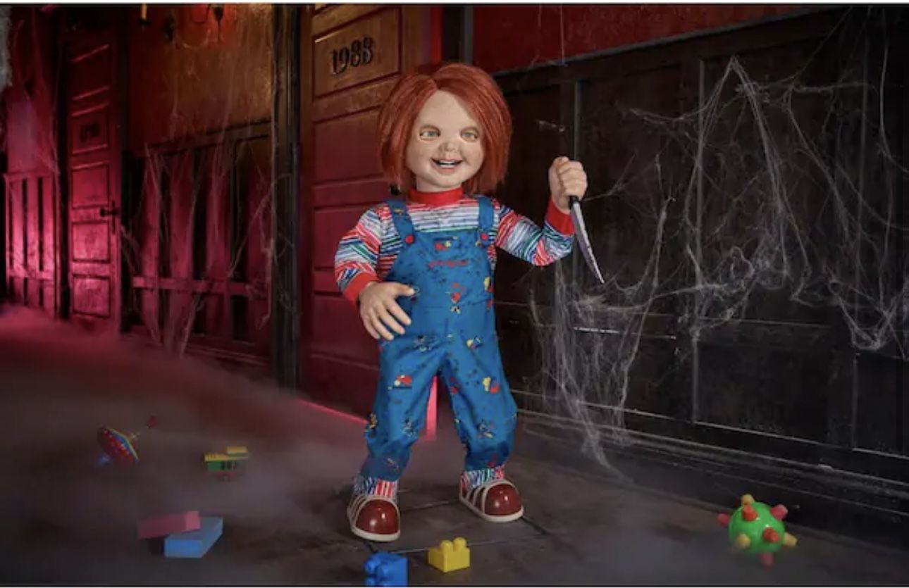 Universal 3.5 Foot Animated Chucky Doll Animatronic - NEW IN BOX