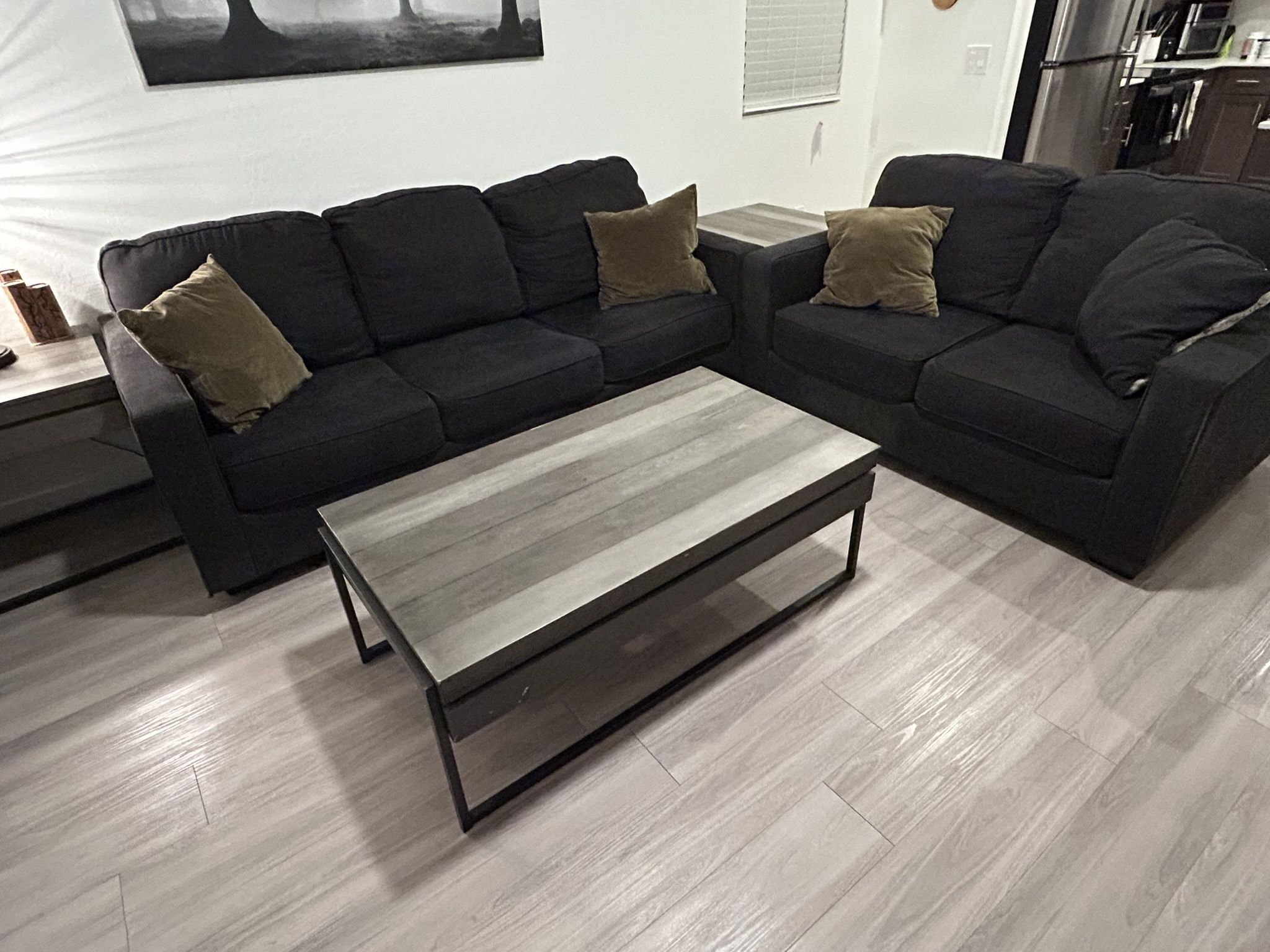 Living Room Set (Sofas and Tables)