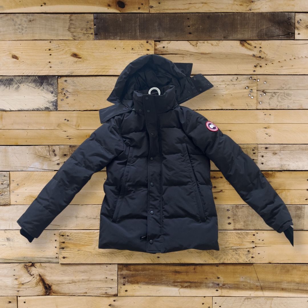 NEW: Authentic Canada Goose Small Men’s Wyndham Parka