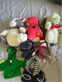 Stuff animal assortment with two clothe options